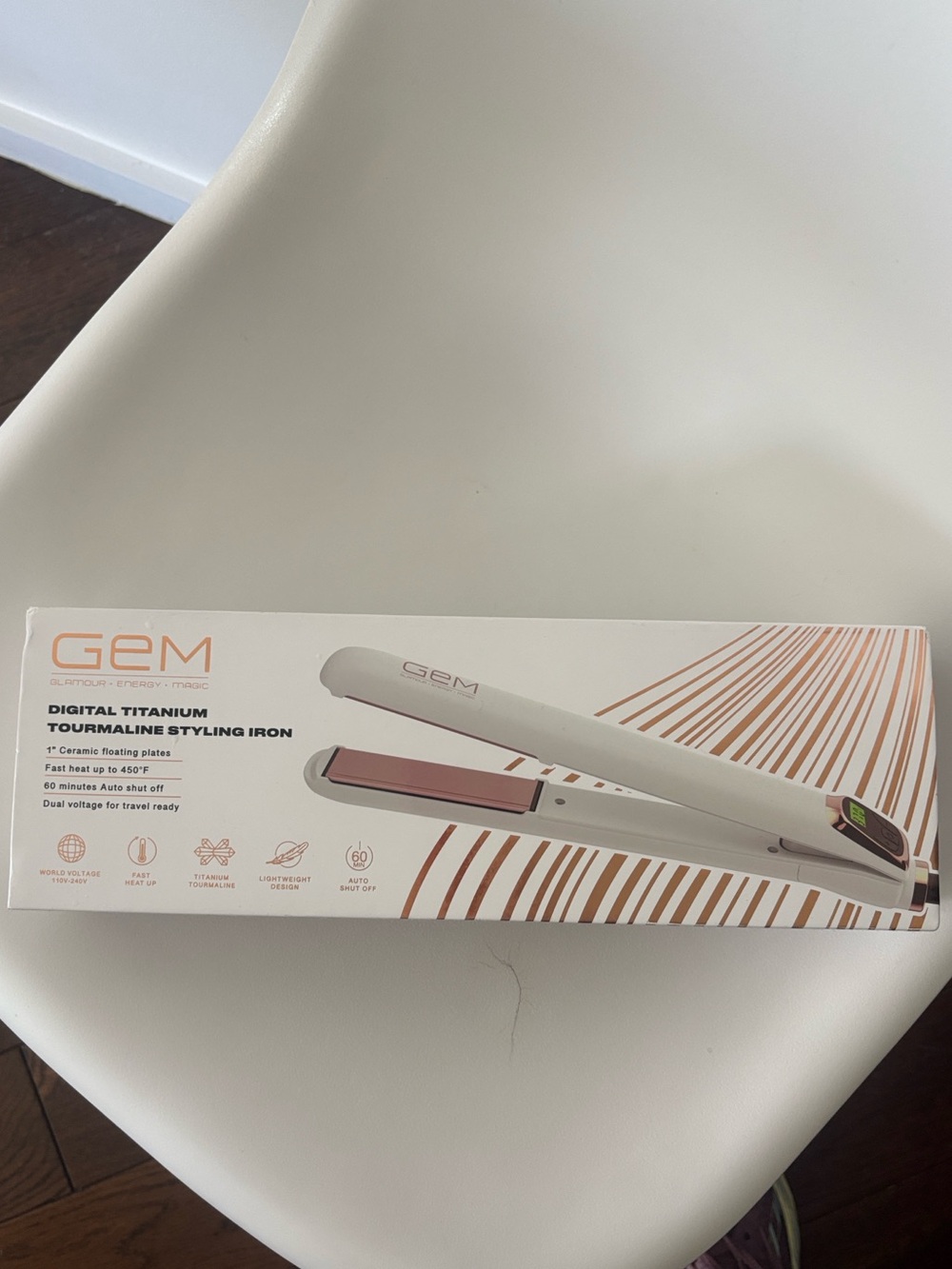 Digital Titanium Tourmaline Styling Iron – Cream